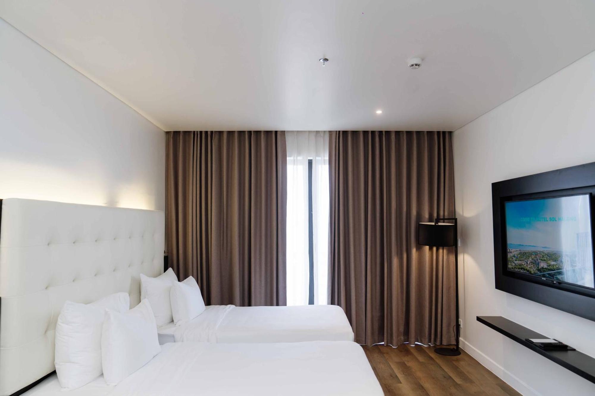 Hotel Soleil Ha Long, Trademark Collection By Wyndham ภายนอก รูปภาพ