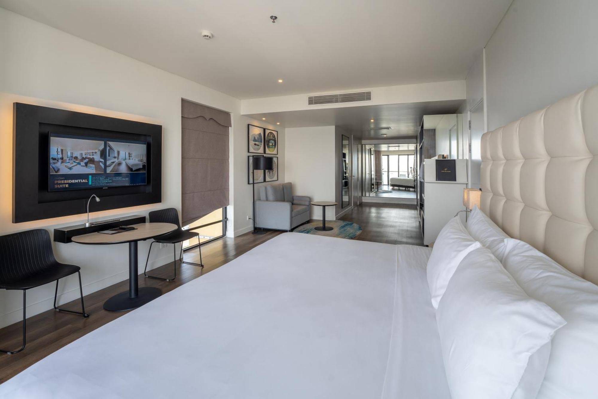 Hotel Soleil Ha Long, Trademark Collection By Wyndham ภายนอก รูปภาพ